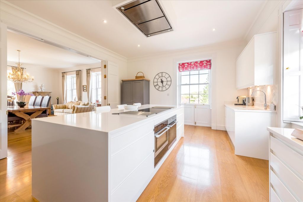 Additional image 4 of 2 bed flat for saleGoring Place, Wrotham, Sevenoaks, Kent TN15