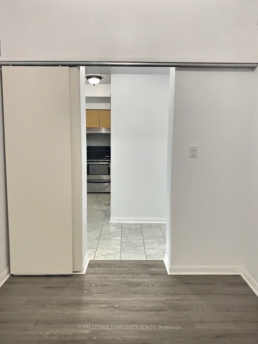 Additional image 3 of 2322-230 Queens Quay W, Toronto, ON, M5J 2Y7