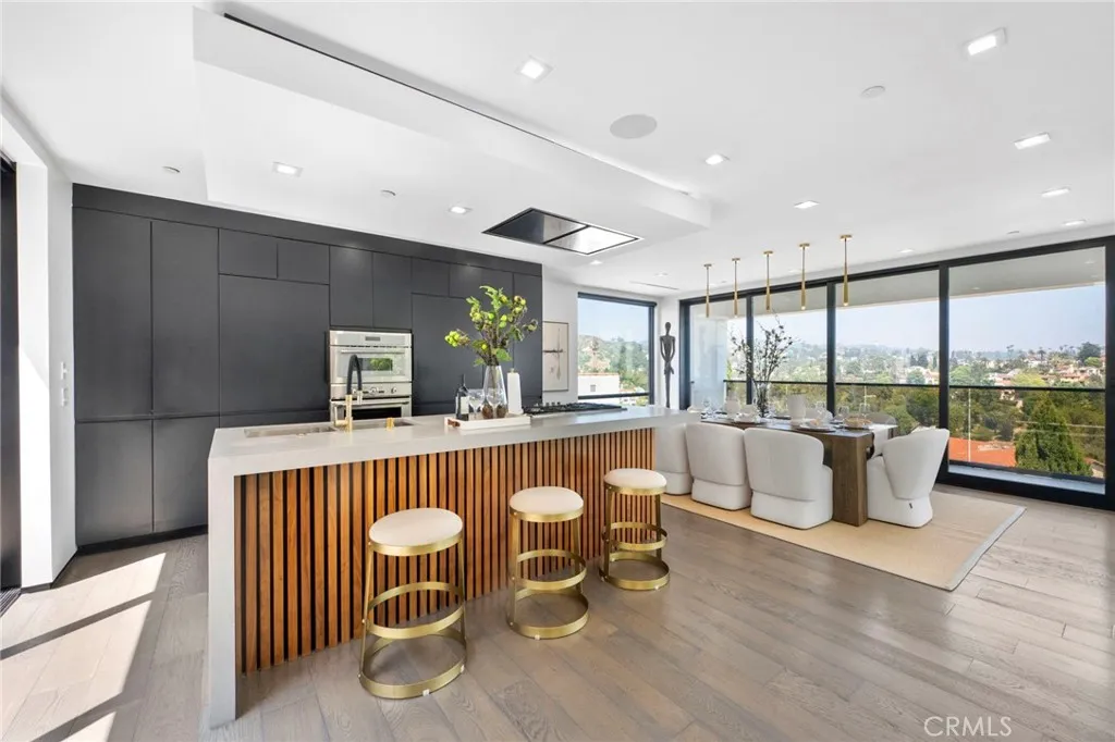 Additional image 17 of 2033 Glencoe Way, Los Angeles, CA 90068