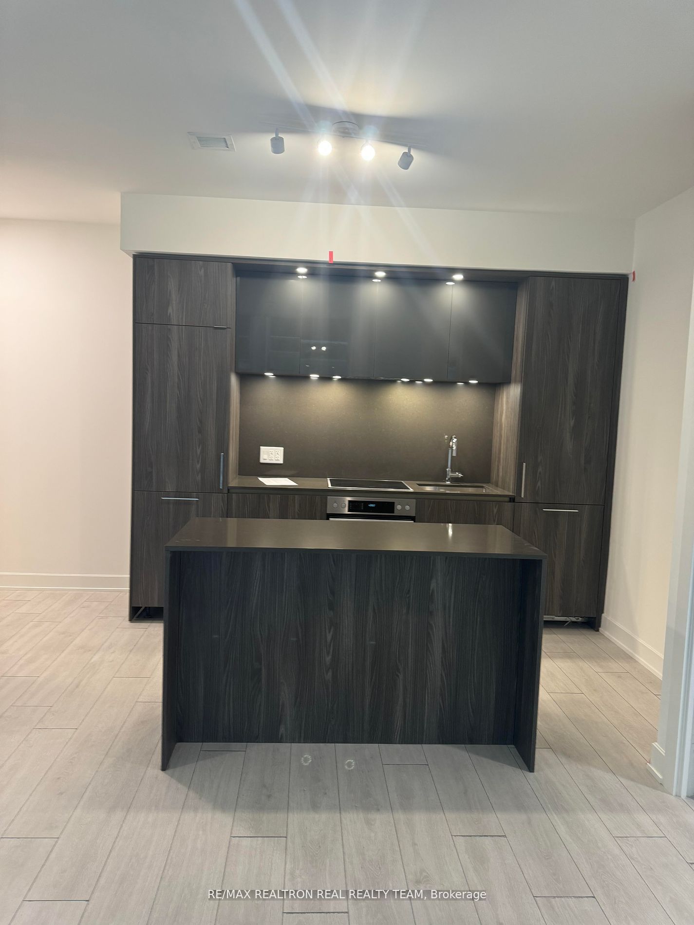 Additional image 2 of 801-15 Mercer Street, Toronto, ON, M5V 0T8