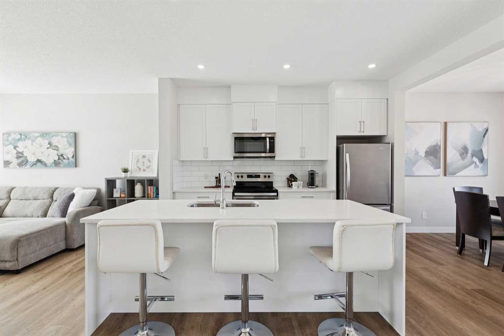 Additional image 3 of 71 Sage Meadows Circle NW, Calgary, AB, T3P1K3