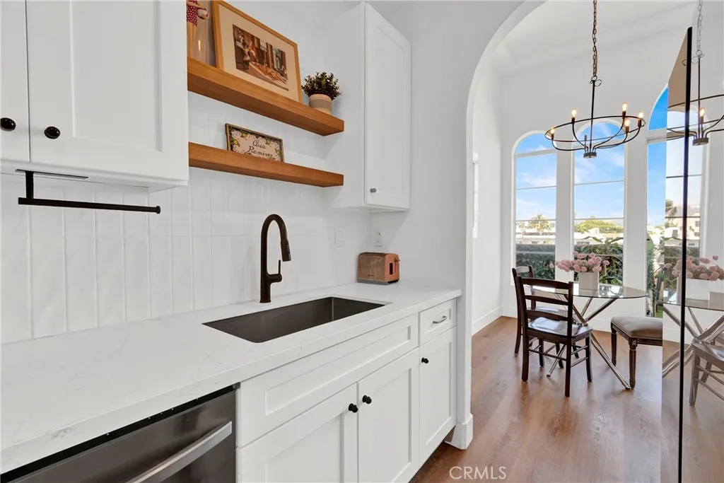 Additional image 45 of 4830 Elmwood Avenue Unit 302, Los Angeles, CA 90004