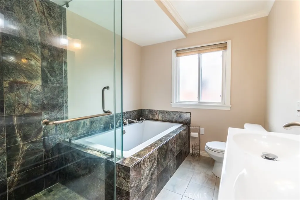 Additional image 82 of 870 N Alexandria Avenue, Los Angeles, CA 90029