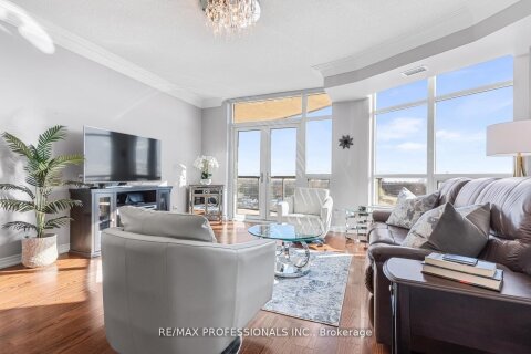 Additional image 8 of 903-1135 Royal York Road, Toronto, ON, M9A 0C3
