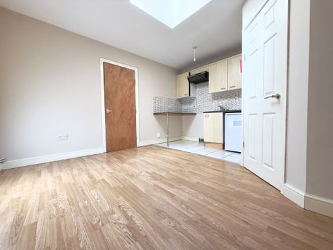 Alexander Road, Birmingham B27