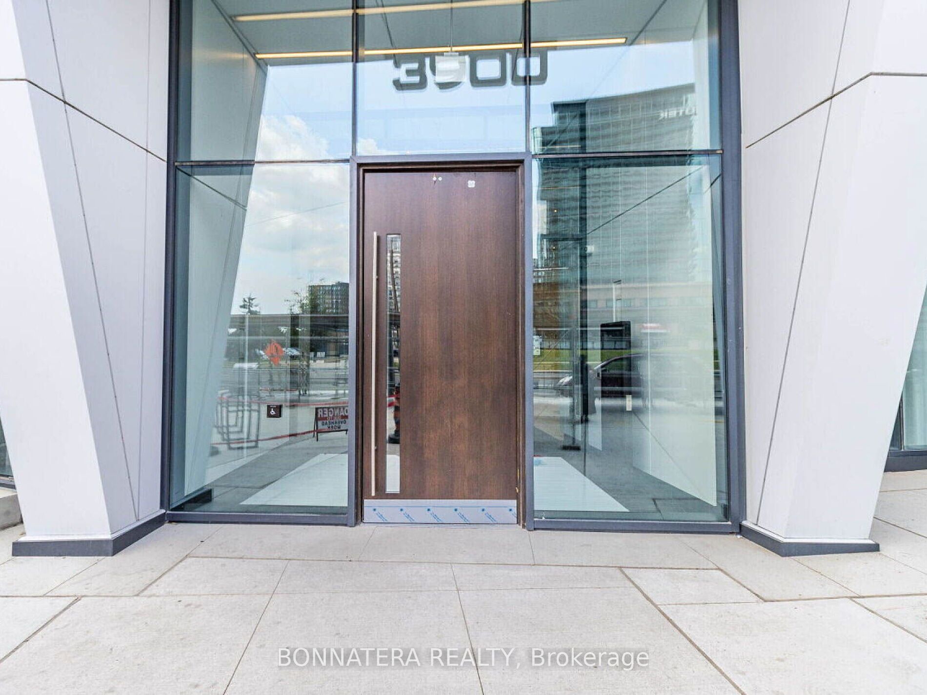 Additional image 2 of 906-3900 Confederation Parkway, Mississauga, ON, L5B 0L4