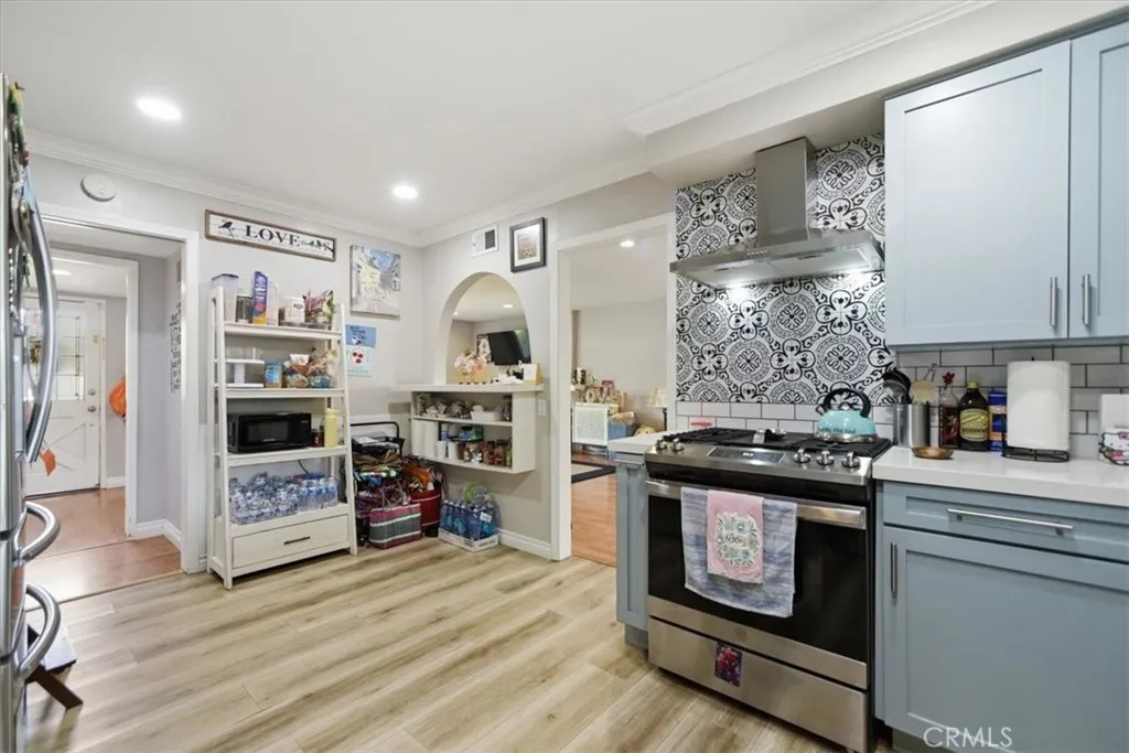 Additional image 14 of 9533 Frankirst Ave, North Hills, CA 91343