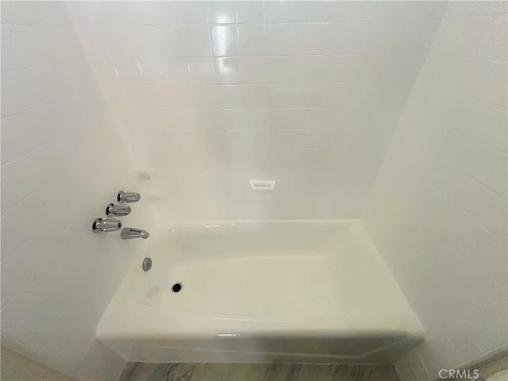 Additional image 58 of 1522 S Centinela Ave Unit 204, Los Angeles, CA 90025