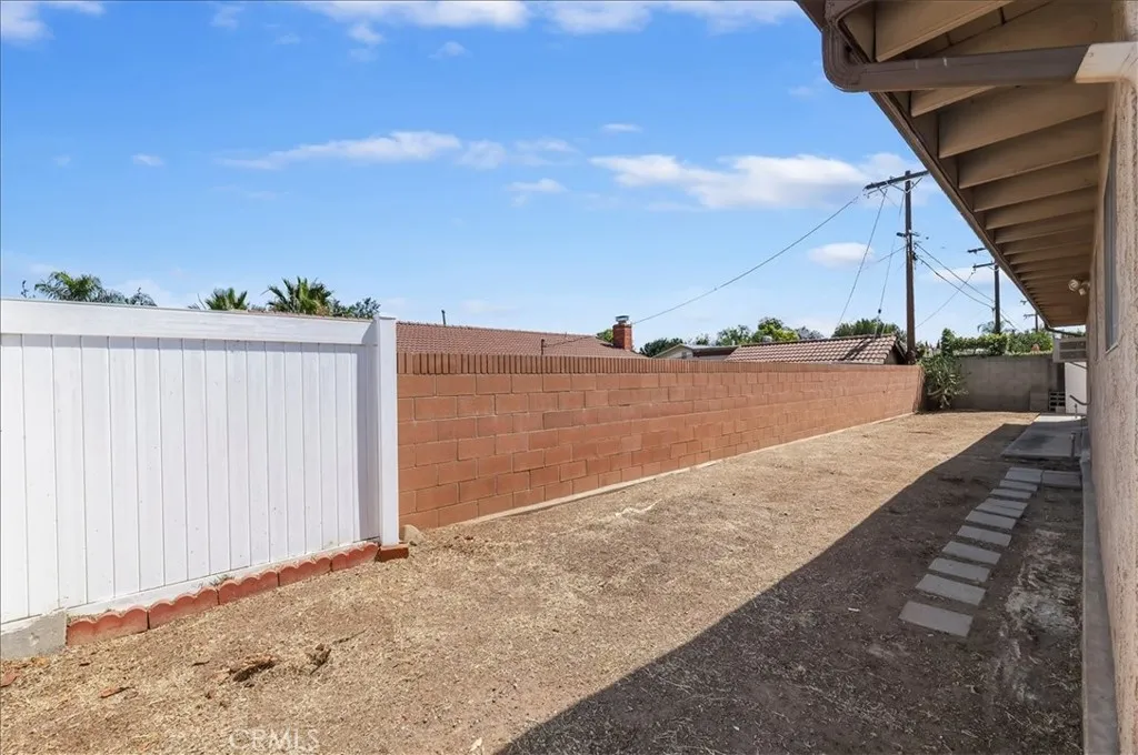 Additional image 41 of 305 E Citron Street, Corona, CA 92879