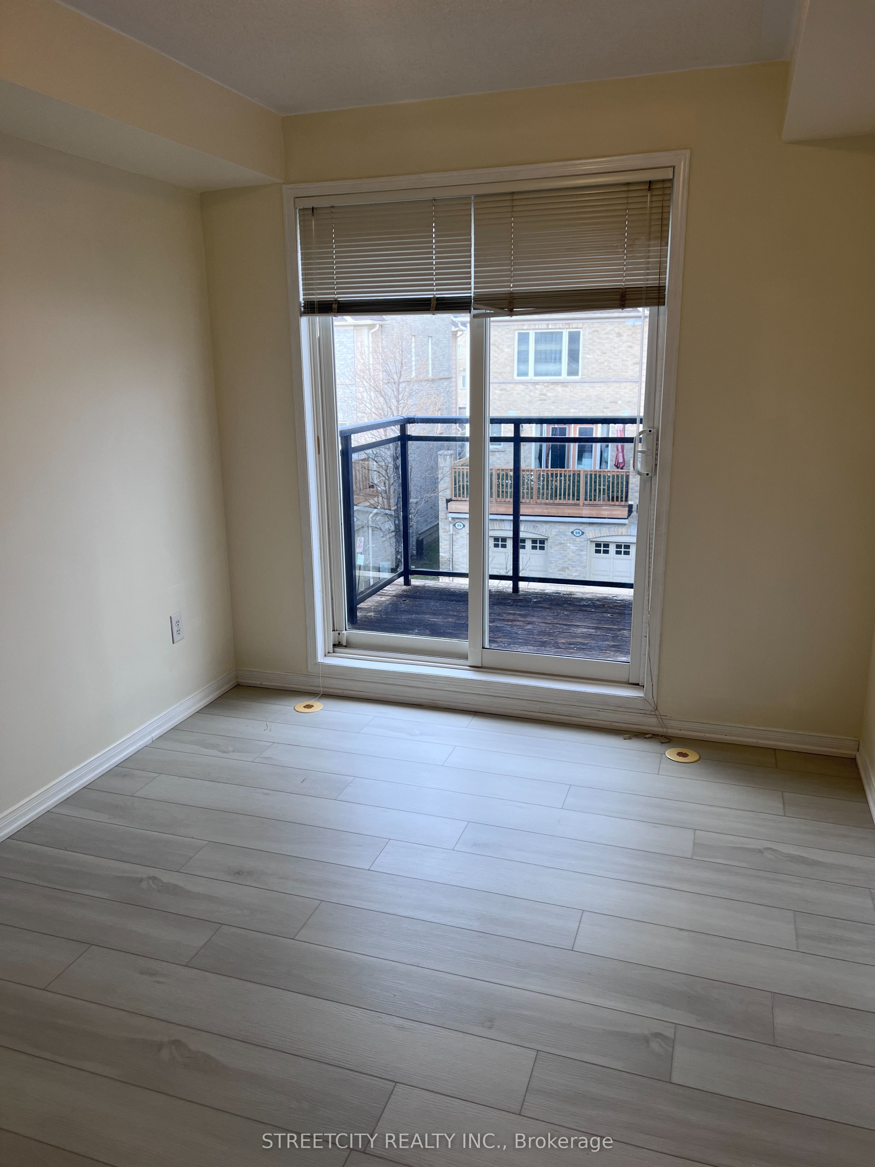 Additional image 5 of 329-4975 Southampton Drive, Mississauga, ON, L5M 8C5