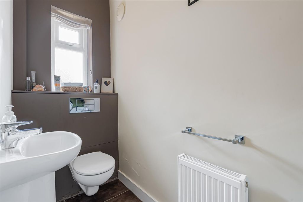 Additional image 19 of 4 bed detached house for saleCollege Rise, Maidenhead SL6