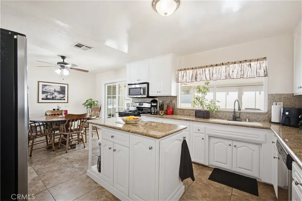 Additional image 4 of 1090 4th St, Norco, CA 92860