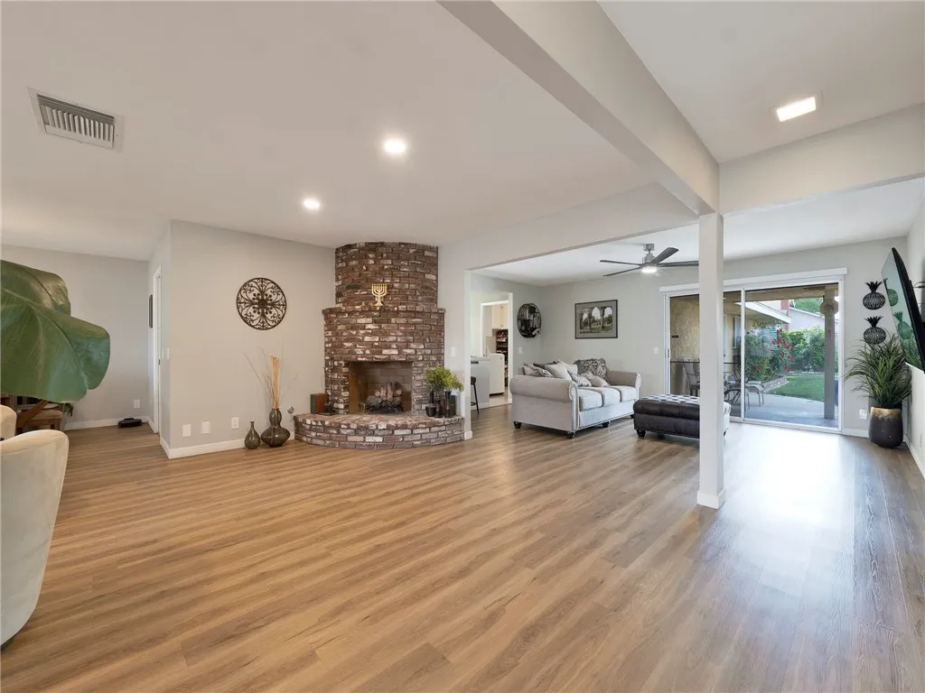 1150 E Lancaster Blvd, Lancaster, CA 93535 photo 5