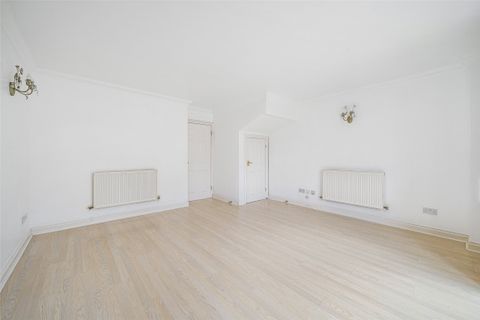 Lower Green Gardens, Worcester Park, Surrey KT4