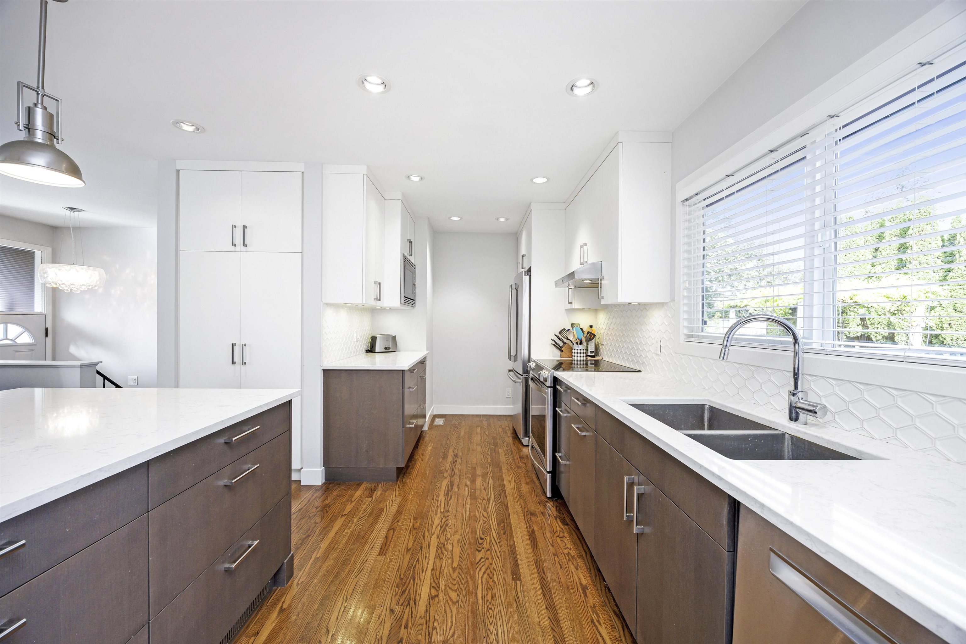Additional image 3 of 1388 20th Street E, North Vancouver, BC, V7J 1M6