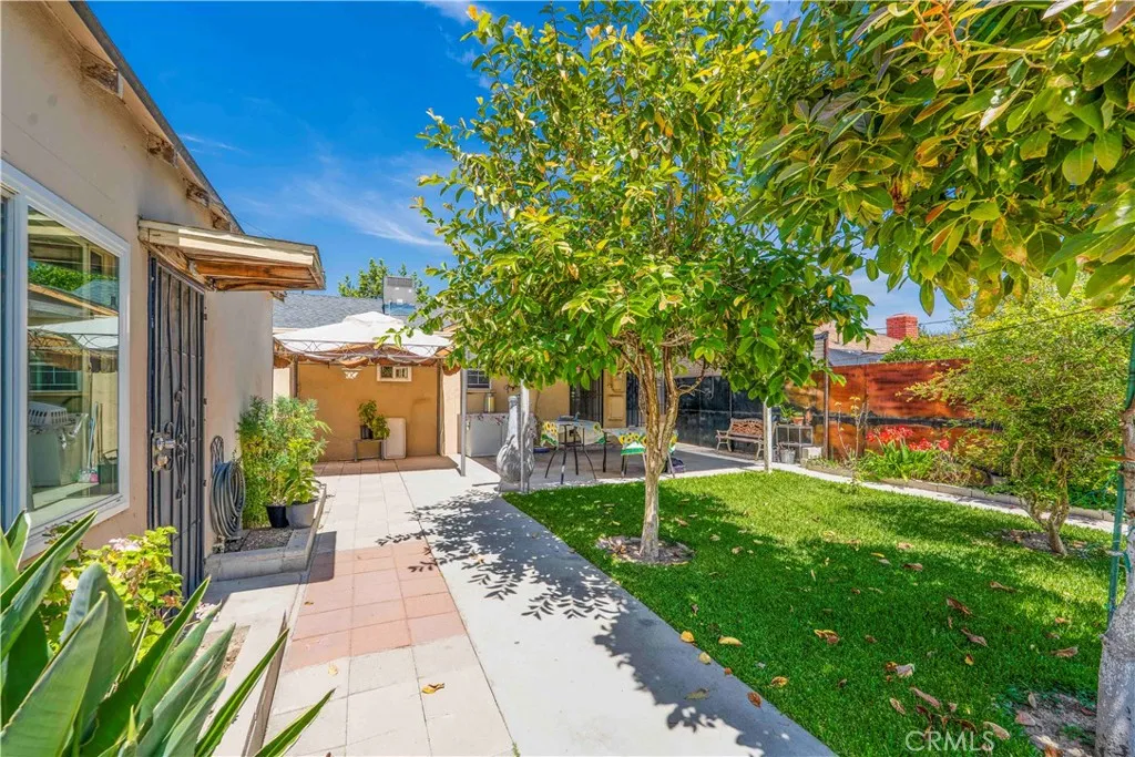 Additional image 76 of 1508 E Queensdale St, Compton, CA 90221