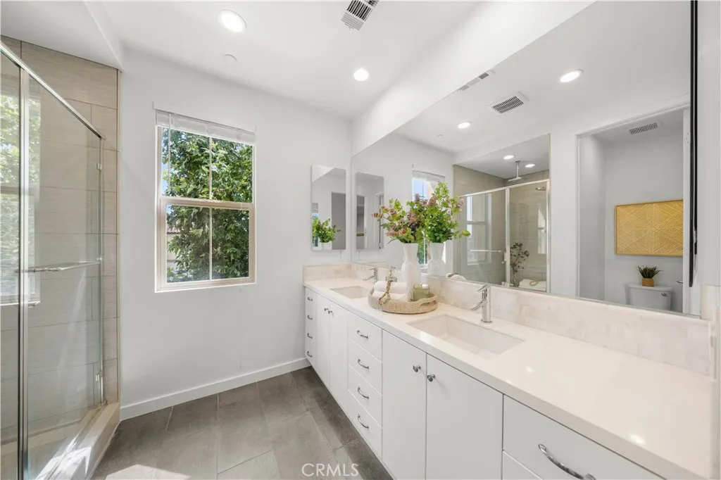 Additional image 18 of 65 Finch, Lake Forest, CA 92630