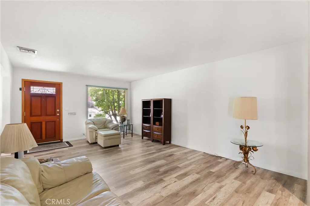 Additional image 7 of 3654 4th Avenue, La Crescenta, CA 91214