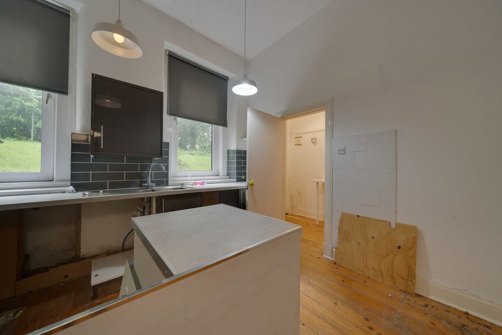 Additional image 10 of 4 bed detached house for saleRoman Road, Clydebank G81