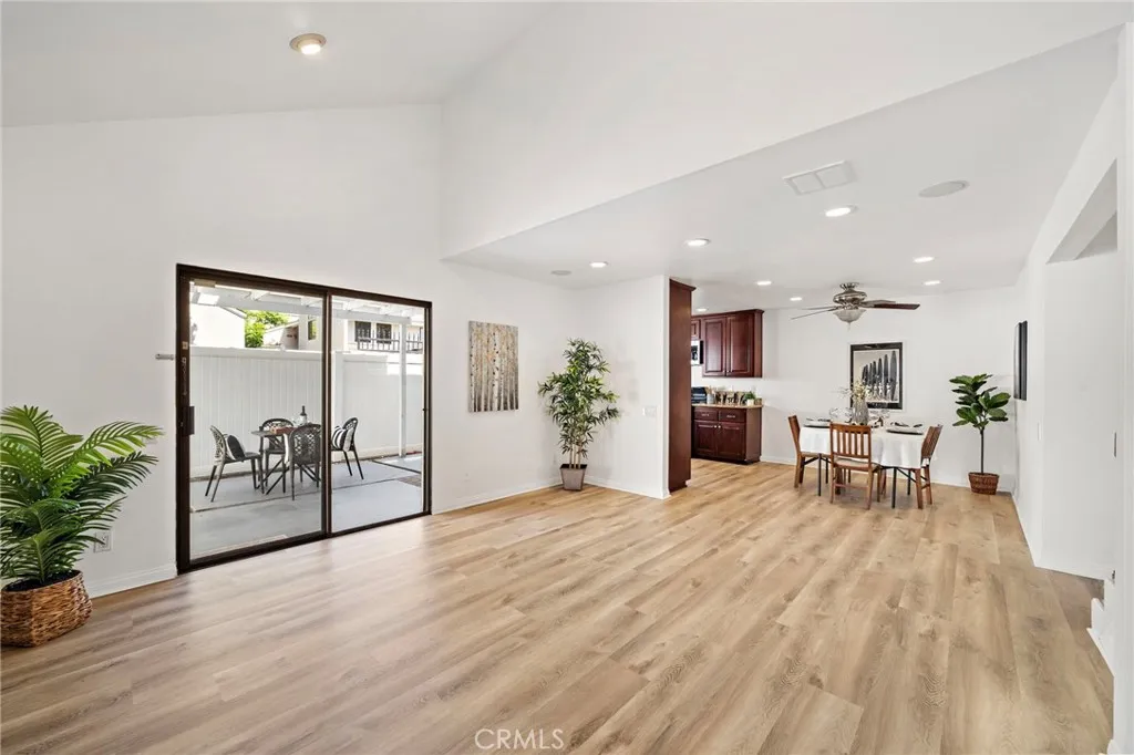 Additional image 2 of 2168 Kristin Ln, Costa Mesa, CA 92627