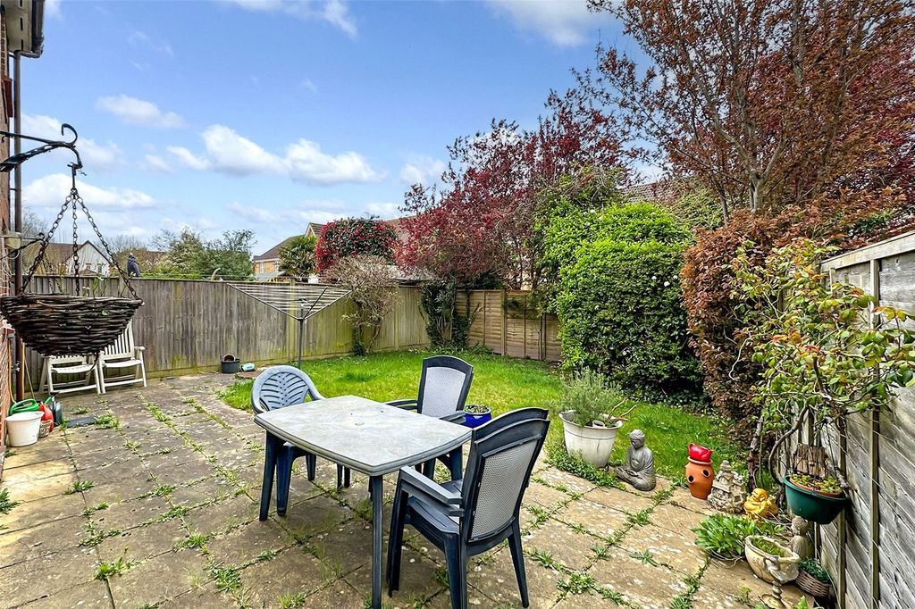 Additional image 5 of 4 bed detached house for saleColumbine Way, Littlehampton, West Sussex BN17