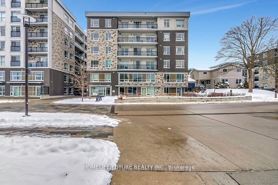 608-275A Larch Street, Waterloo, ON, N2L 0J5