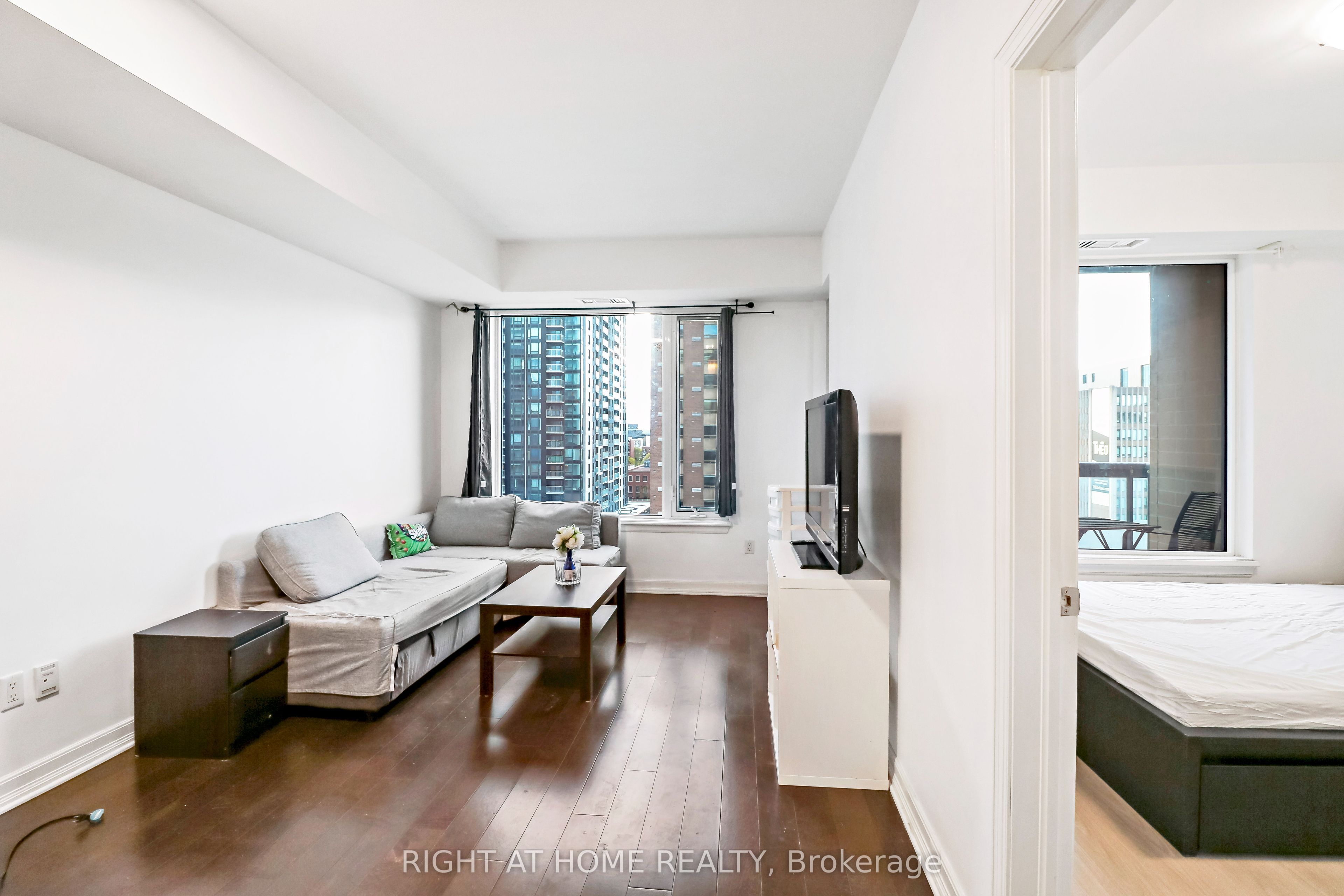 Additional image 4 of 810-238 Besserer Street, Ottawa, ON, K1N 6B1