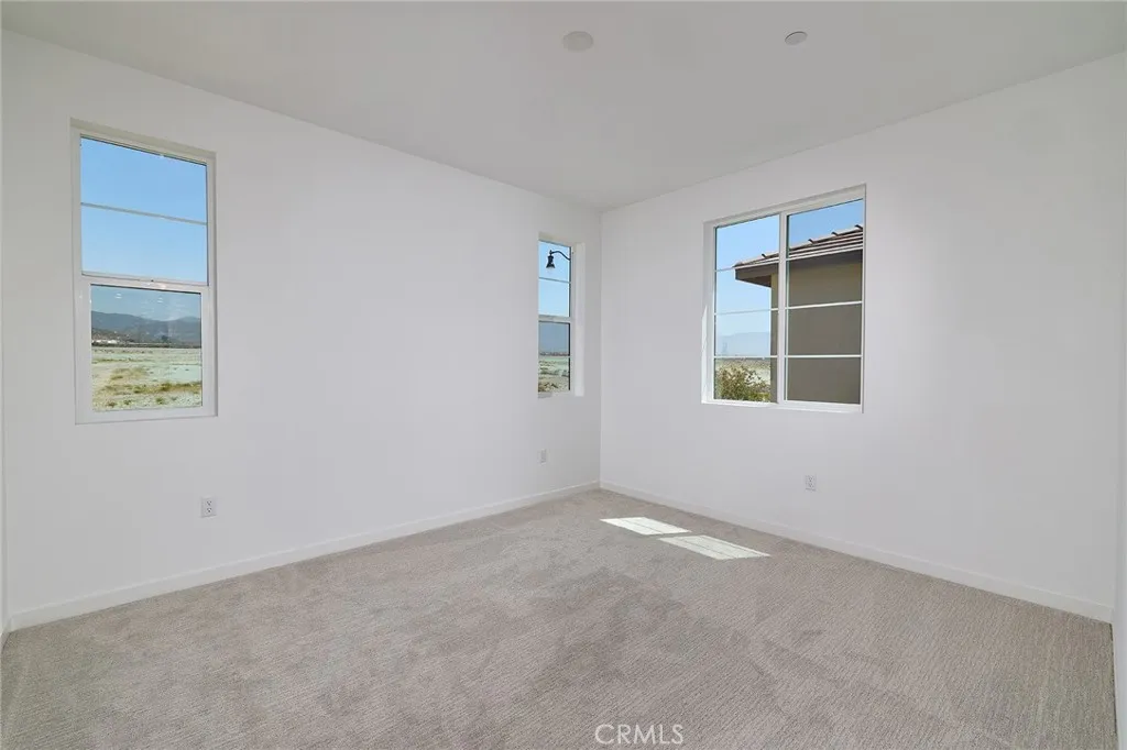 Additional image 17 of 16534 Stone Pine Lane, Fontana, CA 92336
