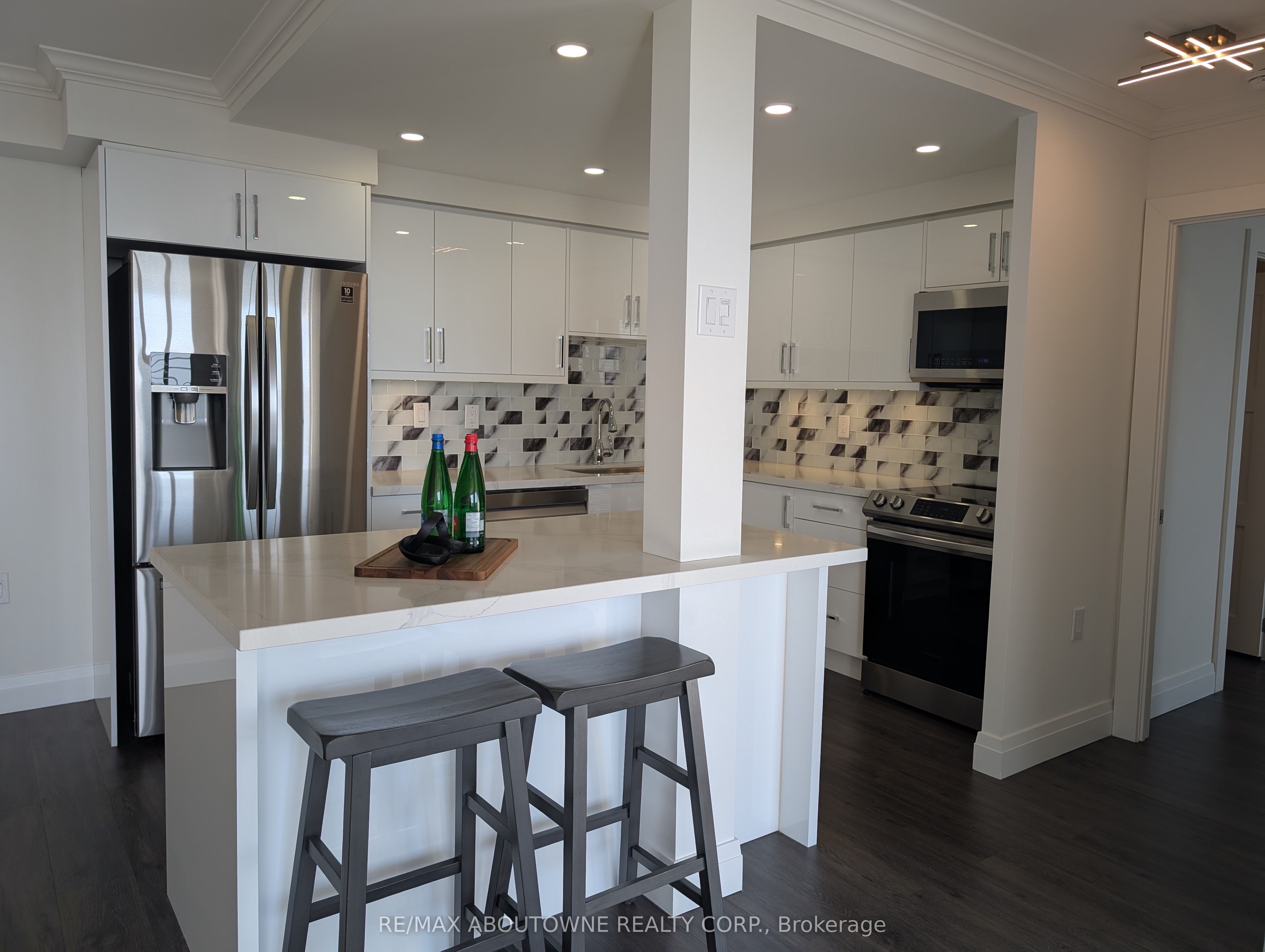 Additional image 6 of 903-1110 Walden Circle, Mississauga, ON, L5J 4R3