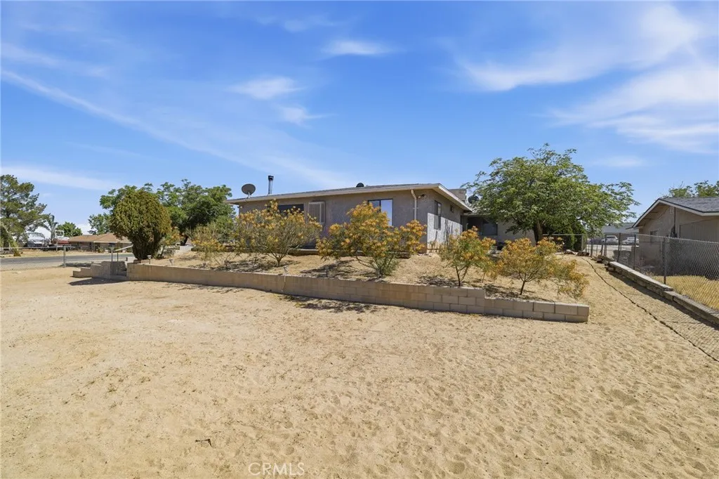 Additional image 60 of 16854 Kayuga St, Victorville, CA 92395