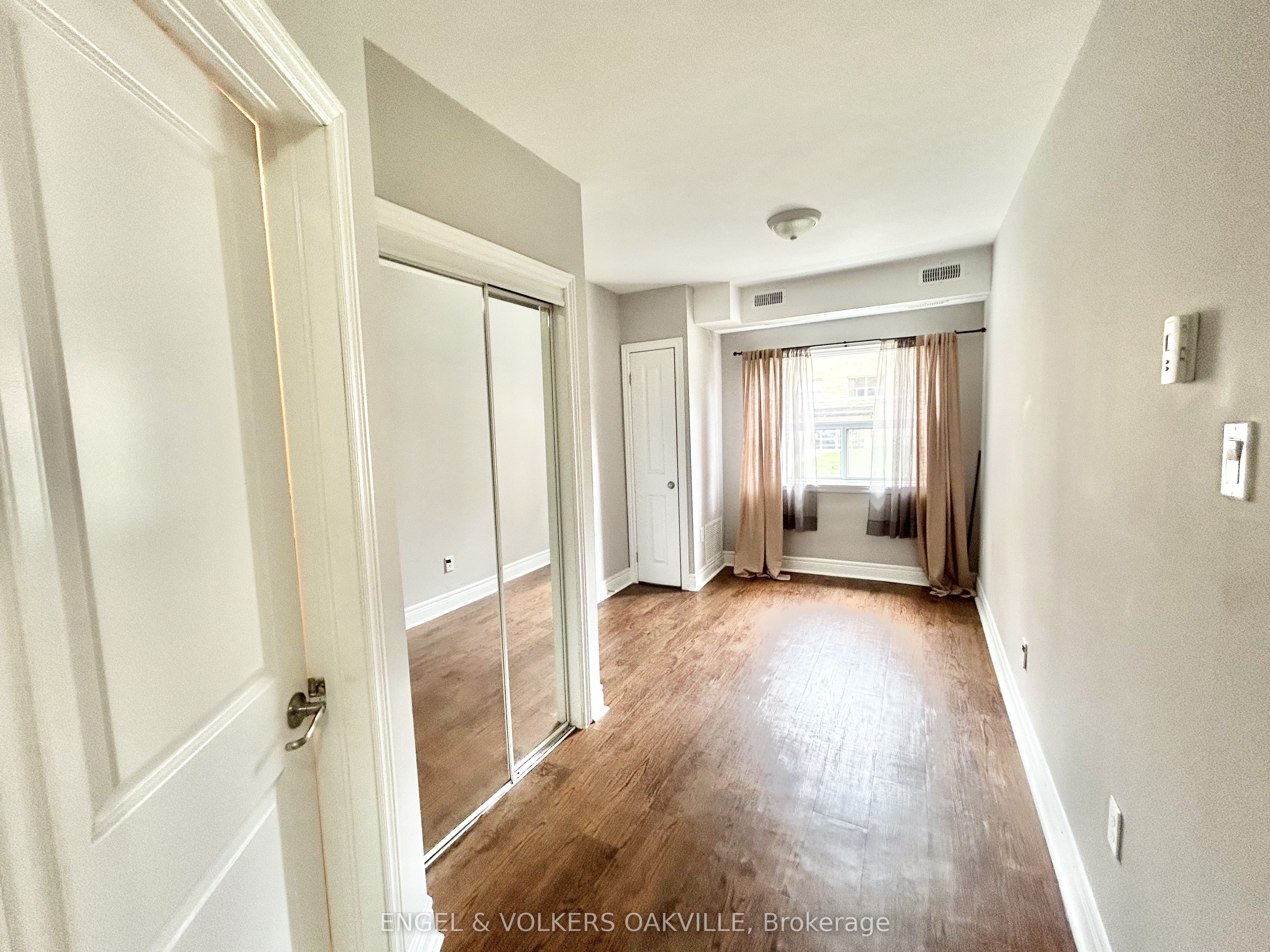 Additional image 3 of 109-15 Thirty Third Street, Toronto, ON, M8W 3G7