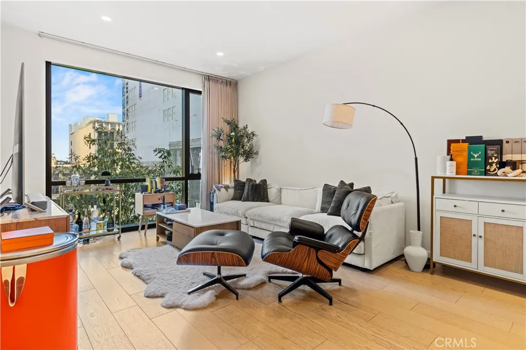 Additional image 30 of 400 S Broadway Unit 928, Los Angeles, CA 90013