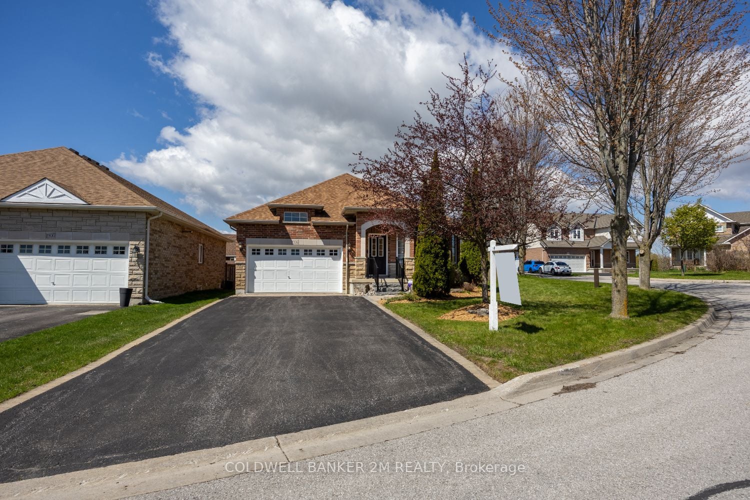Additional image 2 of 1904 Clearwater Court, Oshawa, ON, L1K 2Z6