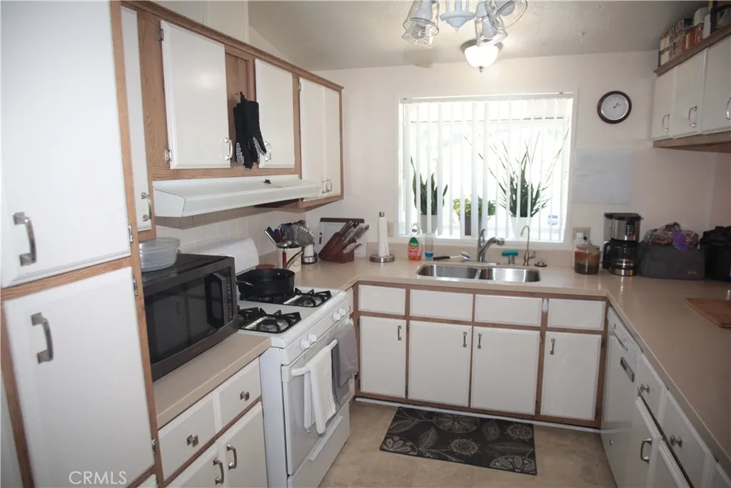 Additional image 8 of 27502 Amethyst Way, Castaic, CA 91384