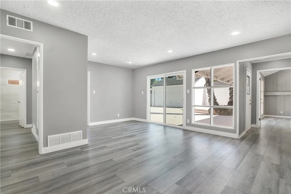 Additional image 4 of 18234 Sugarman Street, Tarzana, CA 91356