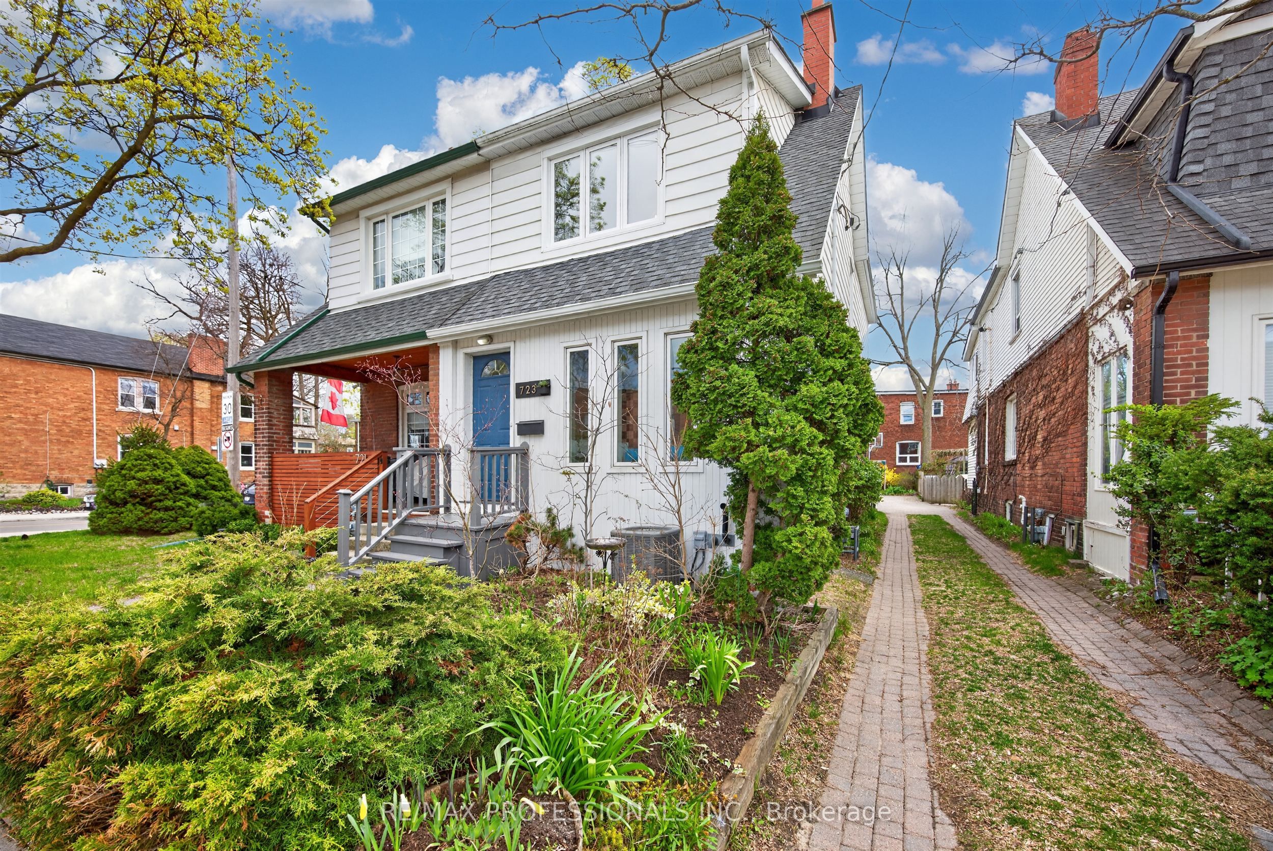 Additional image 2 of 723 Annette Street, Toronto, ON, M6S 2E3