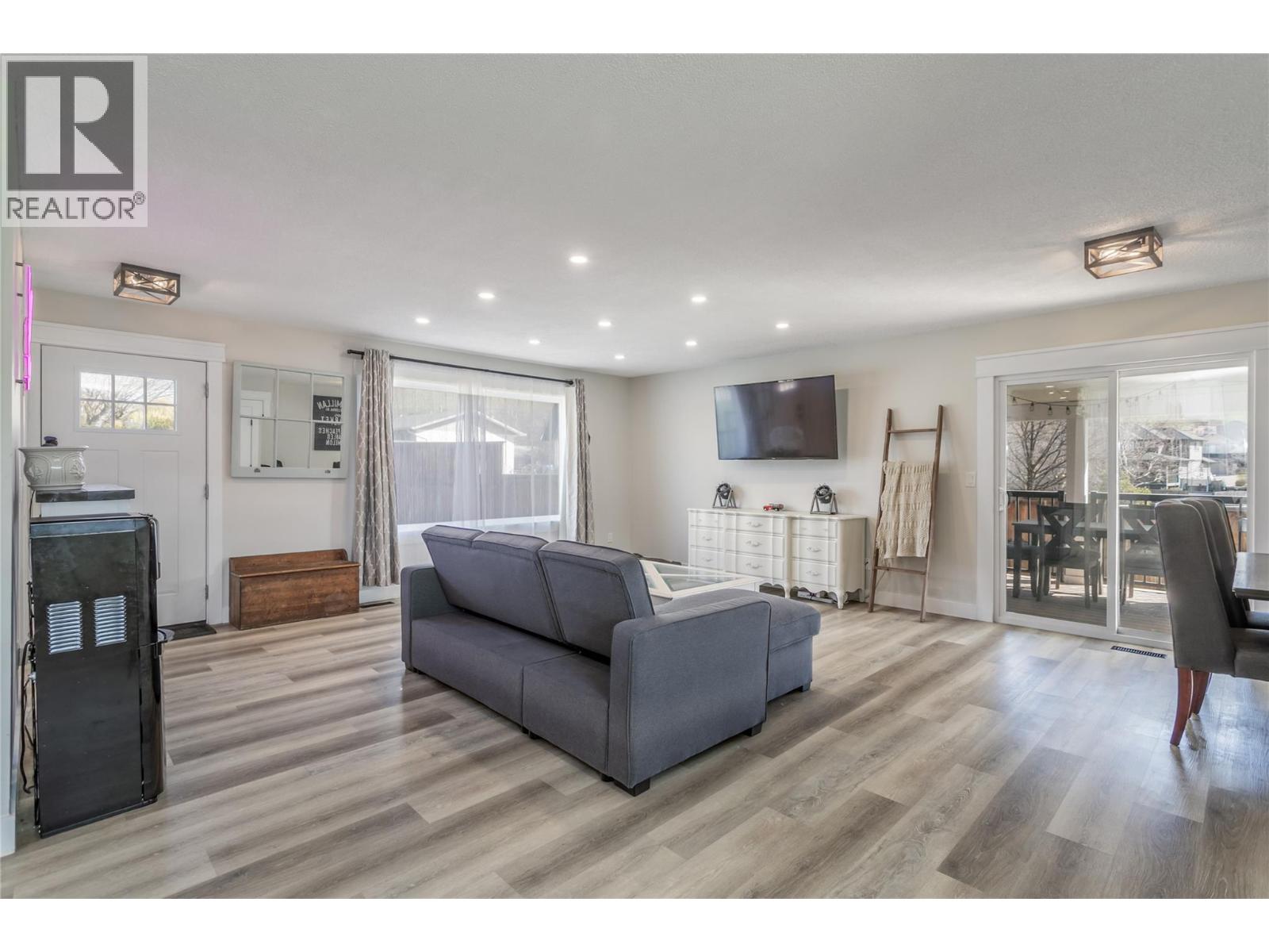 Additional image 5 of 1559 Duncan Court, Kelowna, BC, V1P1L2