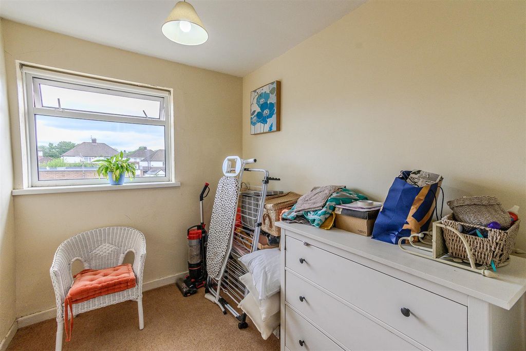 Additional image 9 of 2 bed flat for salePontypridd Road, Barry CF62