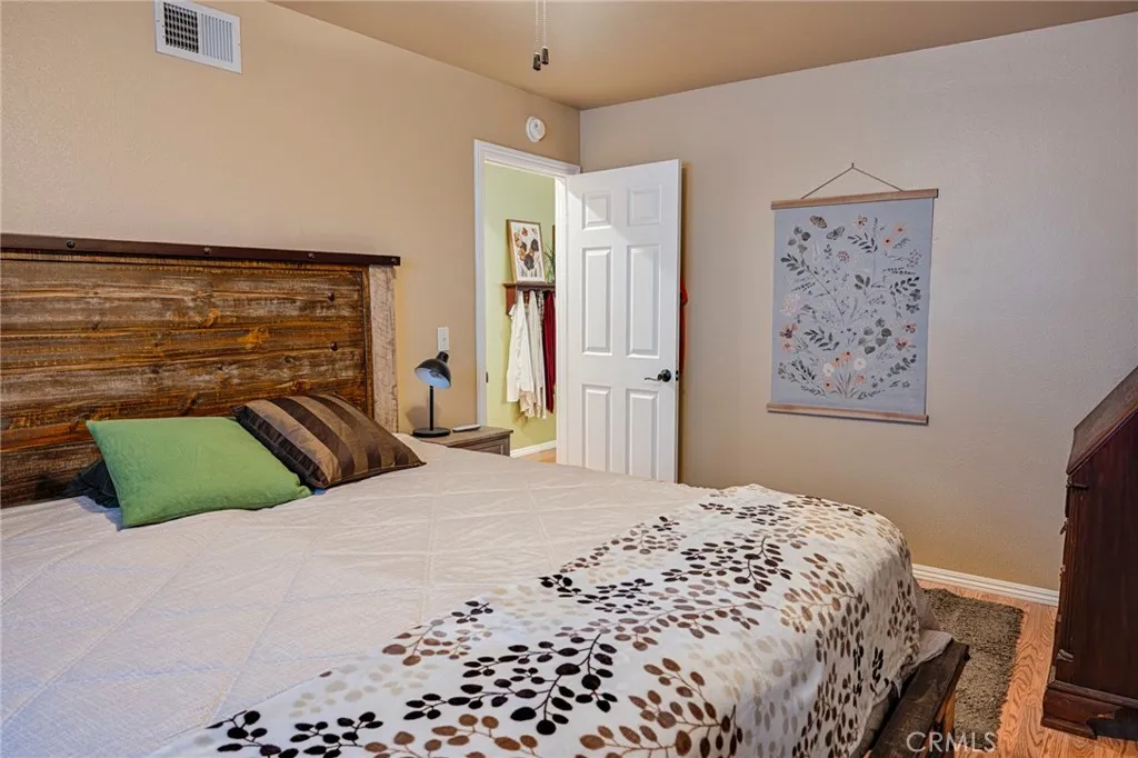 Additional image 13 of 19802 Steinway St, Canyon Country, CA 91351