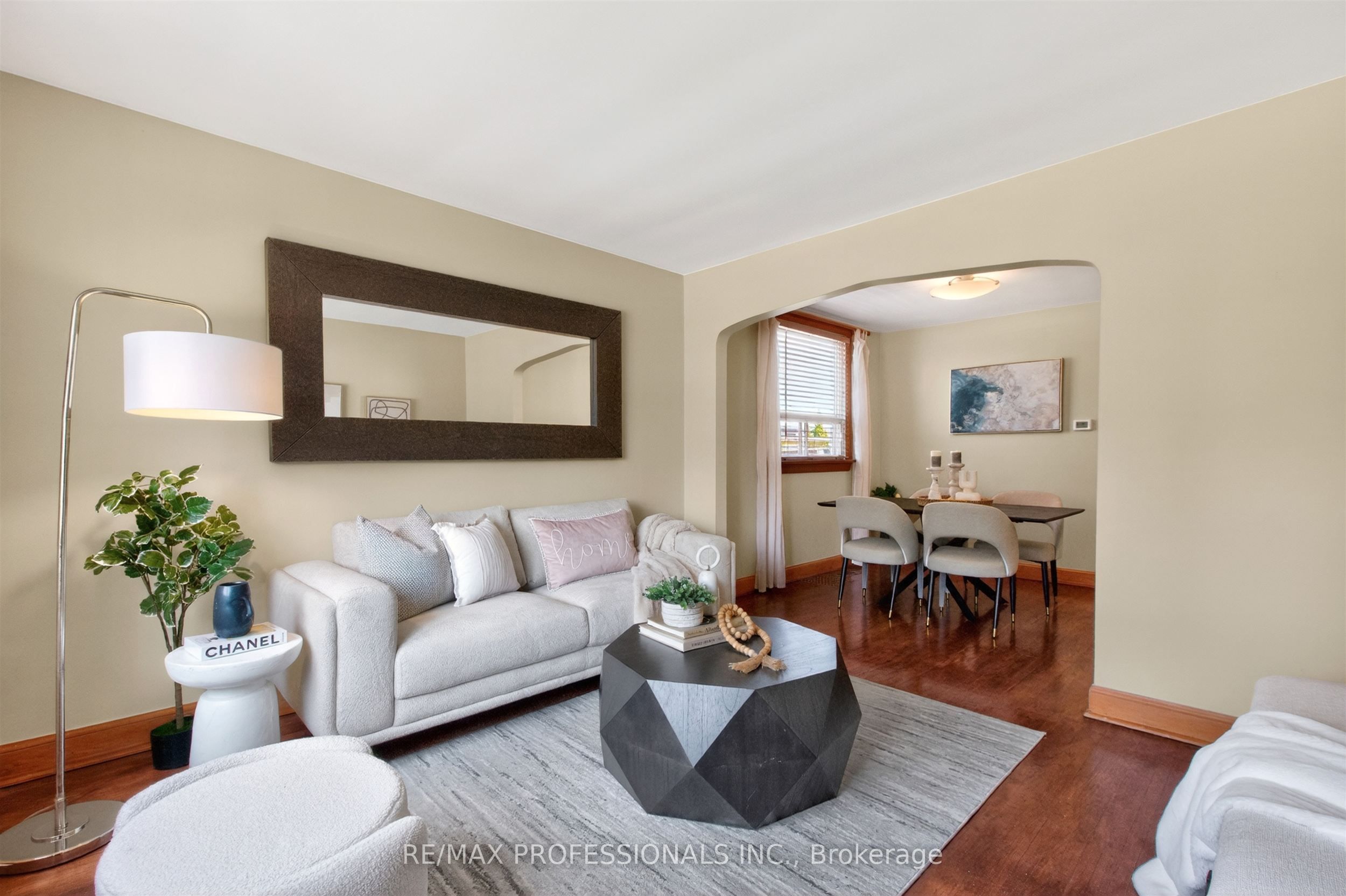 Additional image 6 of 111 Seventeenth Street, Toronto, ON, M8V 3K5