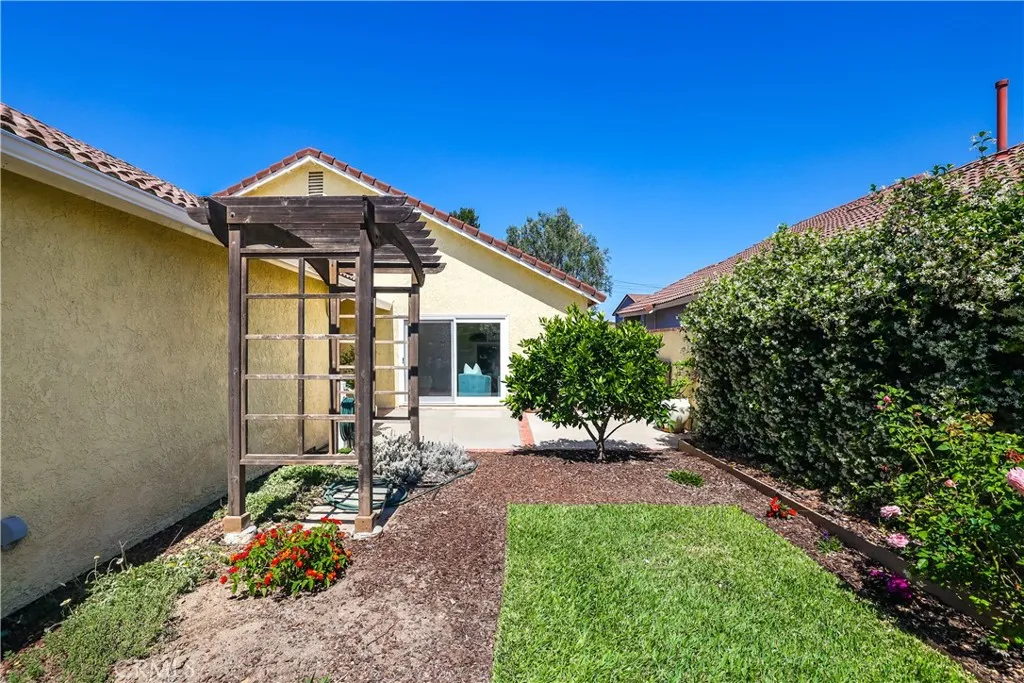 Additional image 45 of 270 S Raspberry Ln, Anaheim Hills, CA 92808