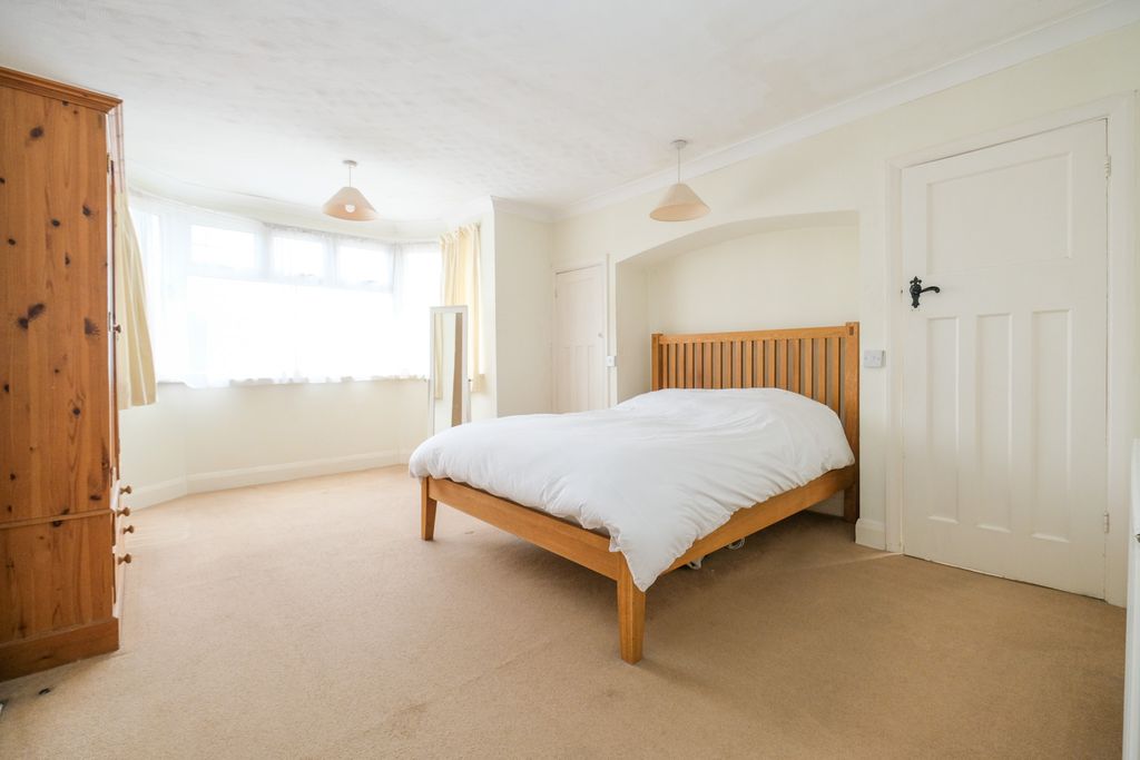 Additional image 6 of 3 bed semi-detached house for saleTubbenden Lane, Orpington BR6