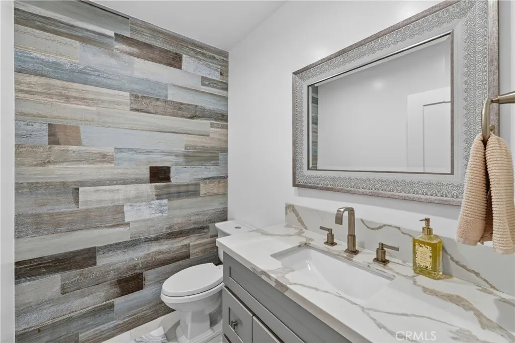 Additional image 73 of 1029 Keniston Avenue, Los Angeles, CA 90019