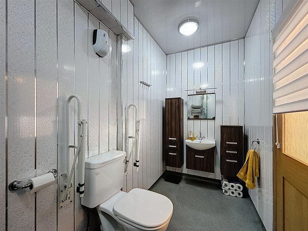 Additional image 20 of 6 bed terraced house for saleEastgate, Hornsea HU18