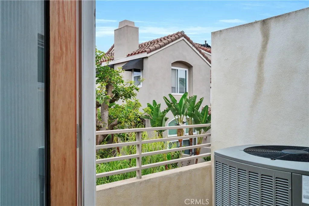 Additional image 88 of 307 Kansas Street Unit A, El Segundo, CA 90245