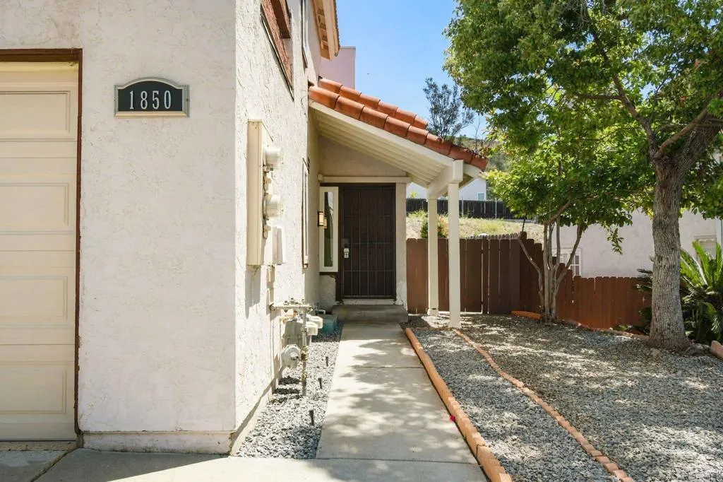 1850 Hilton Head Rd, El Cajon, CA 92019 photo 4