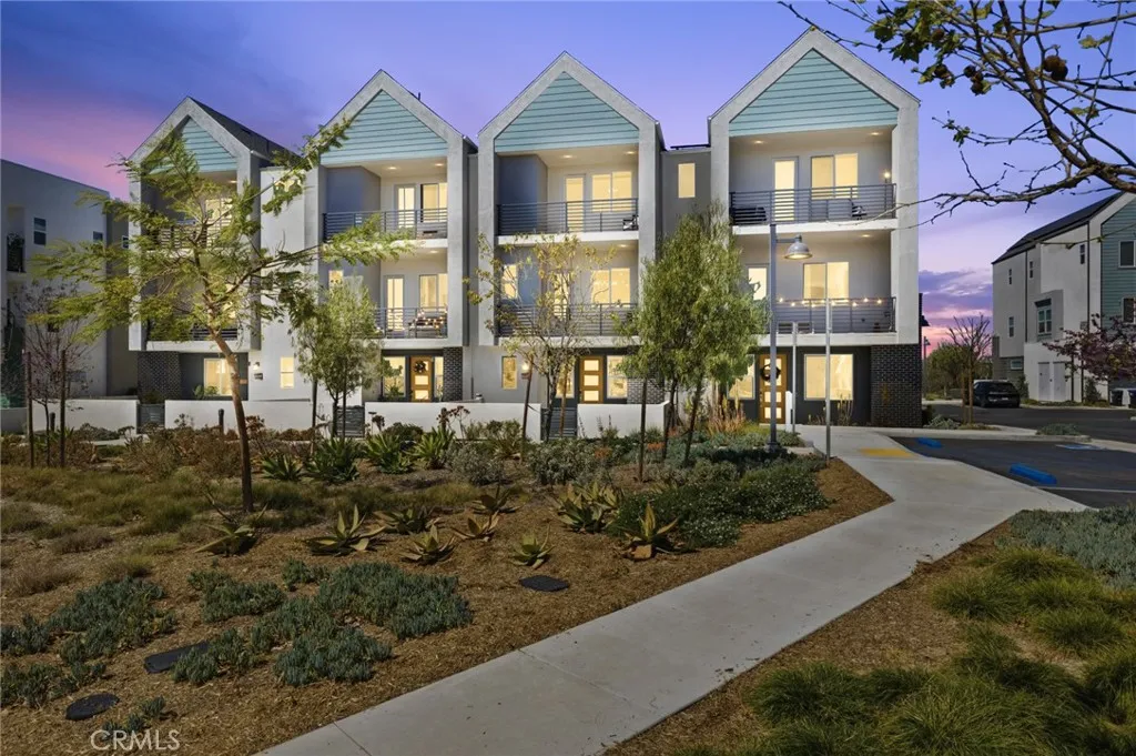 Additional image 39 of 253 Sash, Irvine, CA 92618