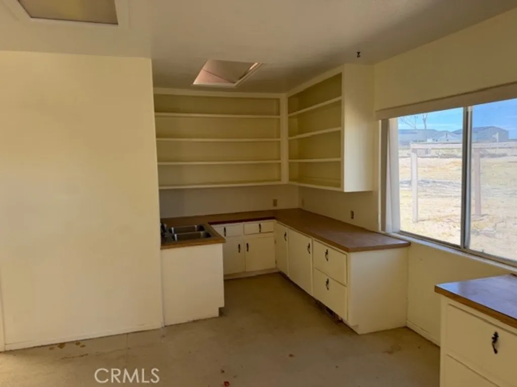 Additional image 8 of 212 Schulz Rd, Needles, CA 92363
