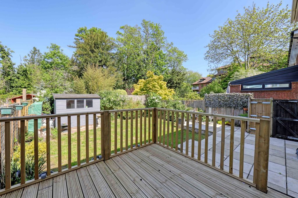 Additional image 9 of 4 bed semi-detached house for saleRay Park Road, Maidenhead SL6