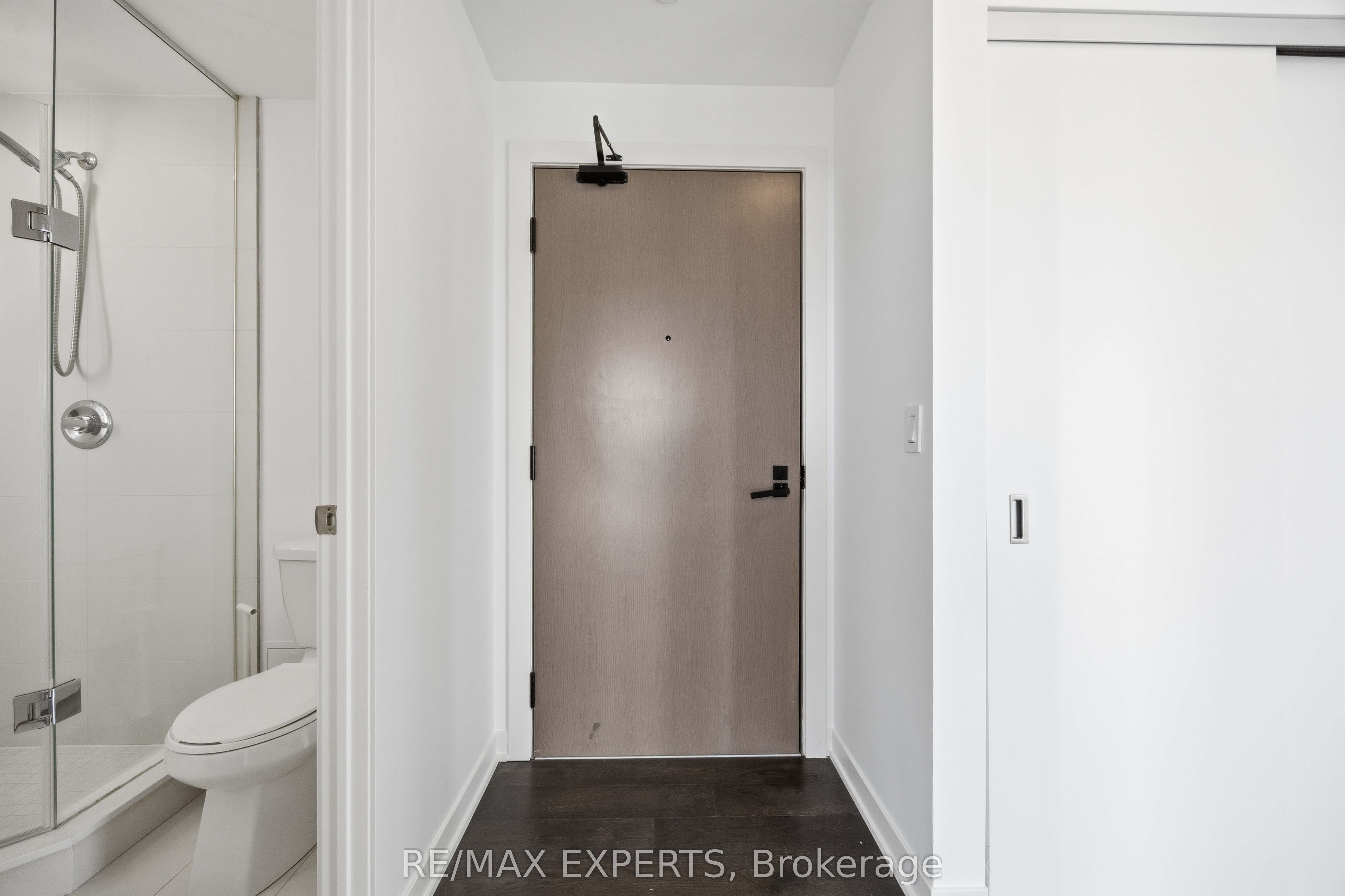 Additional image 6 of 1007-223 St Clair Avenue W, Toronto, ON, M4V 0A5